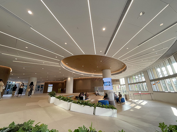 香港浸会大学邵逸夫校区正门及楼层三电梯大堂翻新改造工程–香港 • 九龙塘